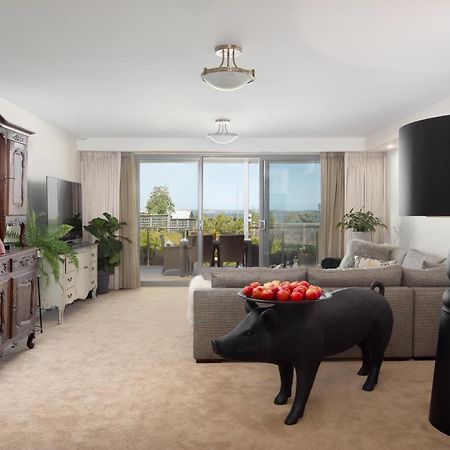 Luna Blu - Luxury B&B Rhyll Экстерьер фото